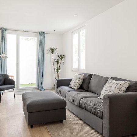 Joivy Minimalistic Apt W Patio In Principe Real Lisbon Exterior photo